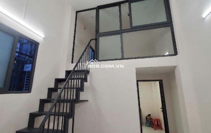 Bán nhà lô góc hẻm thông, Giáp Quận 1, Xô Viết Nghệ Tĩnh, Chỉ nhỉnh 3 tỷ