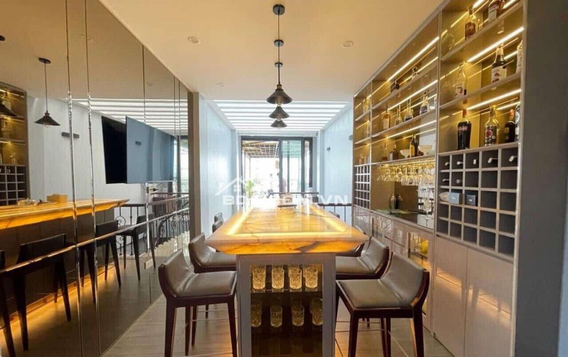 BÁN NHÀ MẶT PHỐ YÊN PHỤ, 66M2, 8T, MT 3.8M, KINH DOANH CAFE + CĂN HỘ DỊCH VỤ VIEW HỒ TÂY