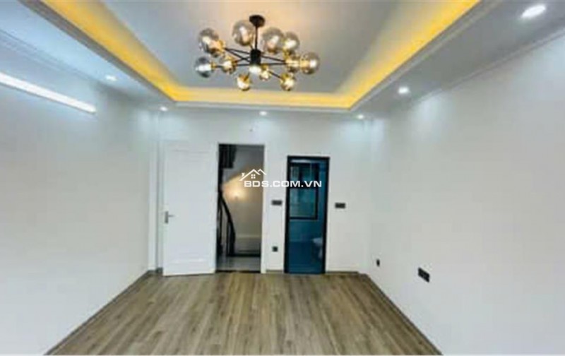 NHÀ LIỀN KỀ 35m2 5 TẦNG  – GẦN KĐT TRUNG HÒA TRUNG KÍNH , CẦU GIẤY – GIÁ CHỈ LOANH QUANH 7 TỶ