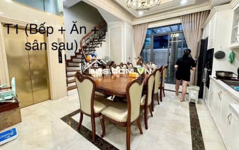 BIỆT THỰ VINHOMES RIVERSIDE, LONG BIÊN, THANG MÁY CHÂU ÂU, NỘI THẤT CAO CẤP, 96M2*5T, GIÁ 39.6 TỶ