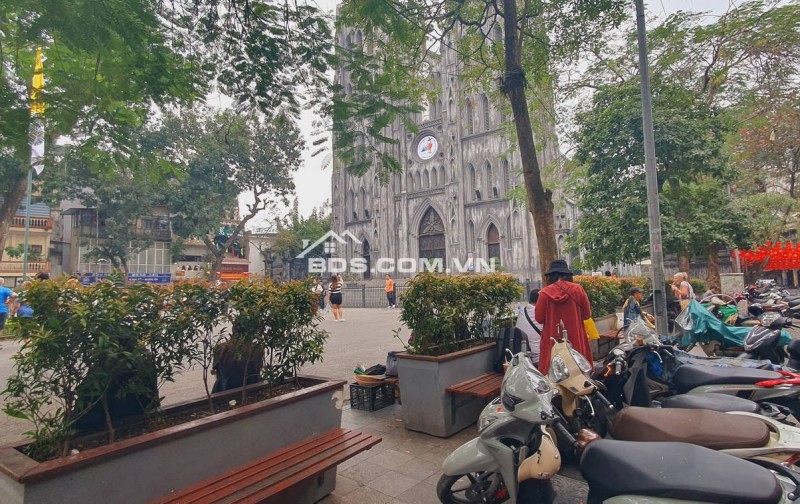 BÁN NHÀ MẶT PHỐ ẤU TRIỆU, HOÀN KIÉM. 50M2 MT 6M GIÁ 46 TỶ- TINH HOA PHỐ CỔ, DÒNG TIỀN 