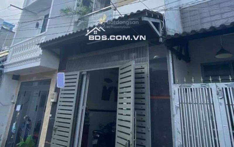Sử dụng phần mềm đăng tin BĐS không, bạn là người phải cân đối chứ đừng hỏi người khác