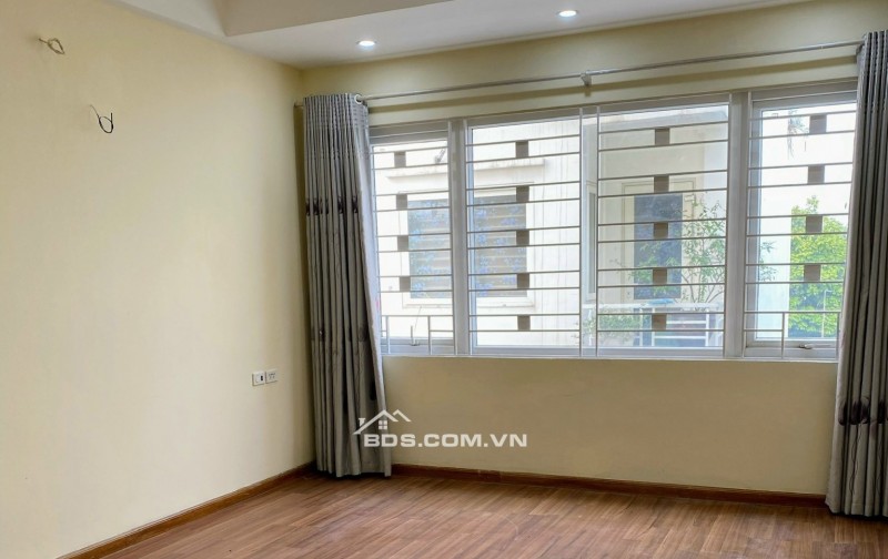 CHÍNH CHỦ (tìm MG) CHO THUÊ LÂU DÀI, GIÁ HẠT DẺ NHÀ 5 TẦNG MẶT NGÕ TO NHƯ PHỐ - 3 MẶT THOÁNG VĨNH VIỄN - KINH DOANH. LH: 0936098484