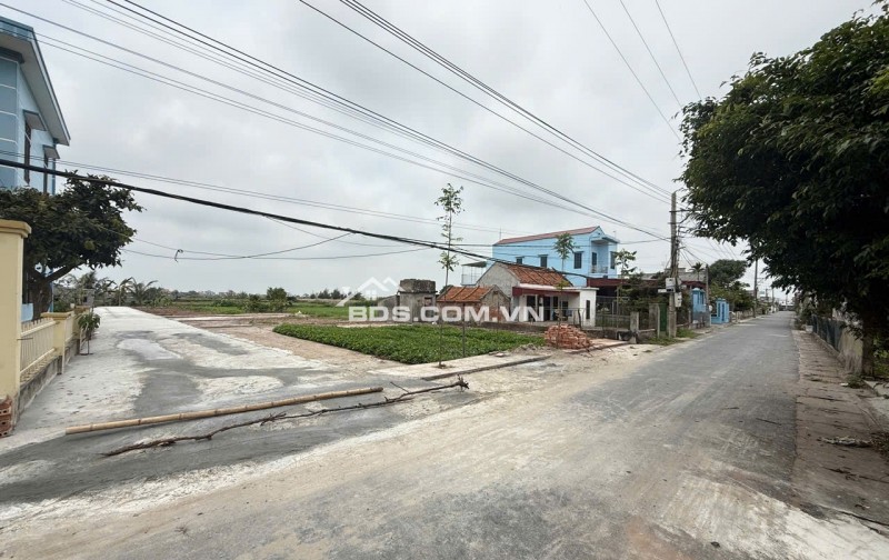 CHÍNH CHỦ CẦN BÁN CẮT LỖ LÔ SIÊU ĐẸP-GIÁ NHỈNH TỶ CHO CÁC NHÀ ĐẦU TƯ