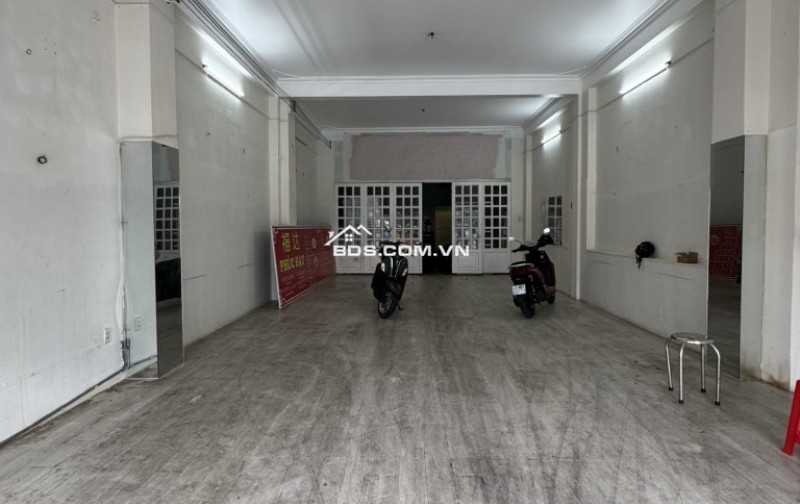 MẶT PHỐ SẦM UẤT KINH DOANH NHIỀU LĨNH VỰC - KHU TÊN LỬA NGAY GIAO LỘ TRỤC SỐ 7 VÀ SỐ 4 - NHÀ 4 TẦNG 6*20 NGAY QUẬN6.