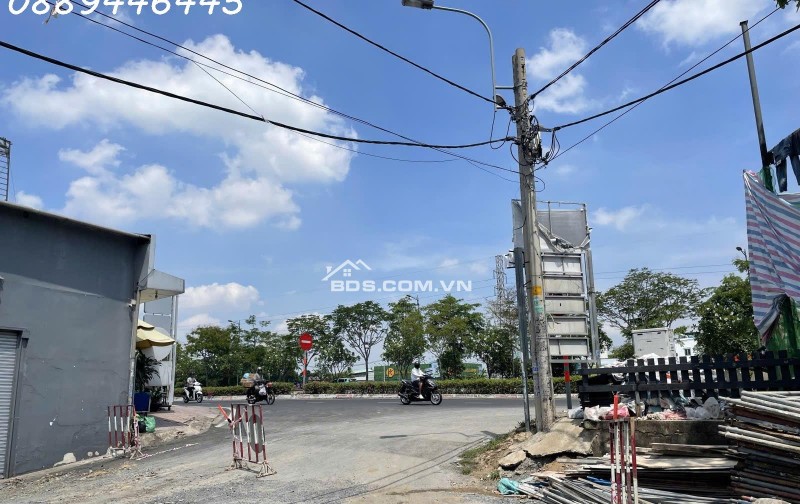 Đất đẹp Hiệp Bình Chánh - Đường oto - Vài bước đến Phạm Văn Đồng -