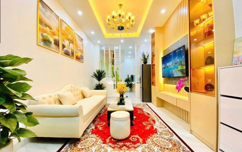BÁN NHÀ  Quan Thổ 31m2,4 tầng  mặt tiền3.5 m 7.2 tỷ Đống Đa Hà Nội