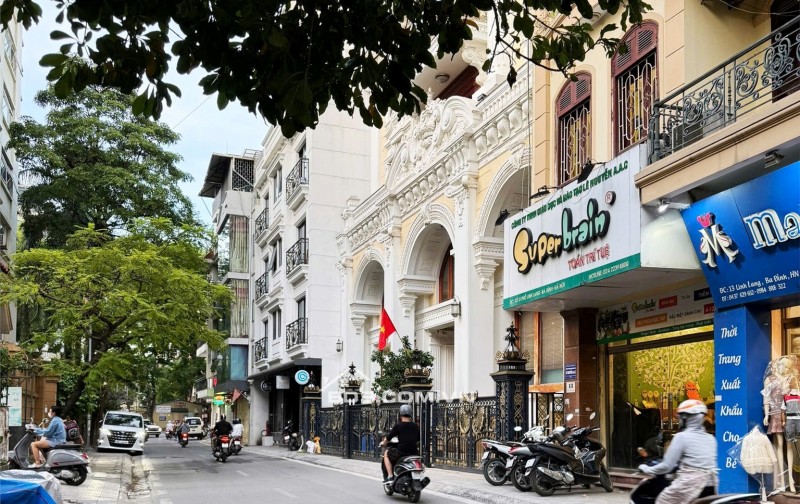 Bán nhà gần Mặt phố Liễu Giai - Đào Tấn - Linh Lang 136m² - Giá 48 tỷ