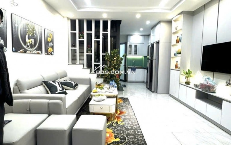 Bán Nhà Ngọc Hồi - DT 40m , Giá Nhỉnh 5 tỷ , oto đỗ cửa , Ngõ thông