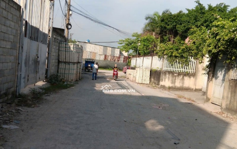 Bán đất, xưởng 2000m2 , hẻm 12m Bình Thành, gần đường A8, 30x75, 90 tỷ
