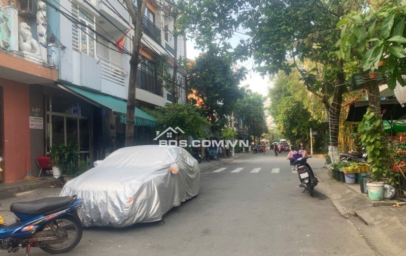 Nhà đẹp 3 tầng -Khu phố tây An Thượng -Giá chỉ 5,4 tỷ