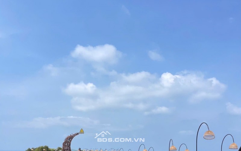 Bán đất Phú Quốc 2000m², Ông Lang, 11 tỷ, sổ hồng cách biển chi 400m lh 0939439474