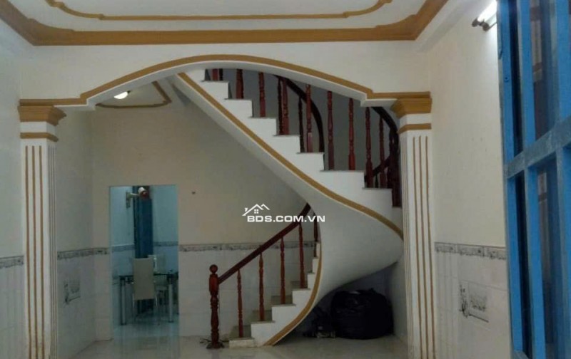 MÌNH BÁN NHÀ ĐẸP, ĐƯỜNG OTO, PHAN VĂN HỚN  Q 12, CHỈ 4.9 TỶ, ALO 0966.48.1314