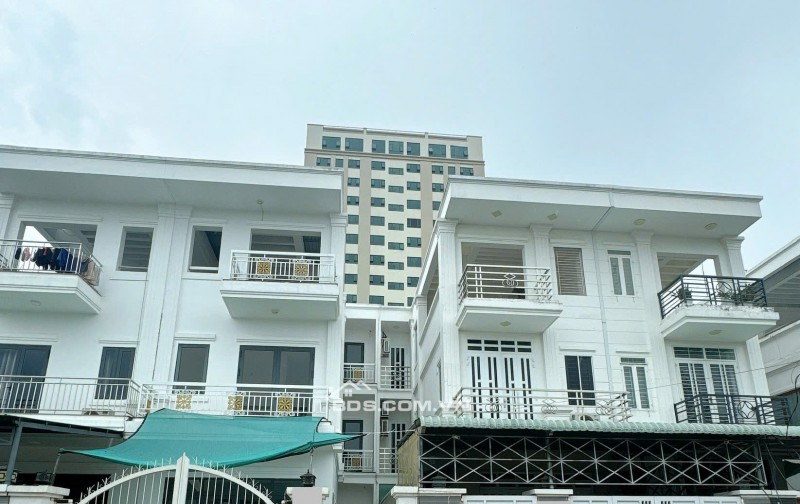 Bán nhà mới xây khu đô thị Hưng Phú-Tâm điểm TP Bến Tre