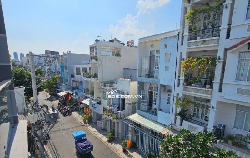 BÁN NHÀ MẶT TIỀN ĐƯỜNG SỐ LÂM VĂN BỀN - 3 TẦNG - NGANG 5M NỞ HẬU TÀI LỘC, P. BÌNH THUẬN