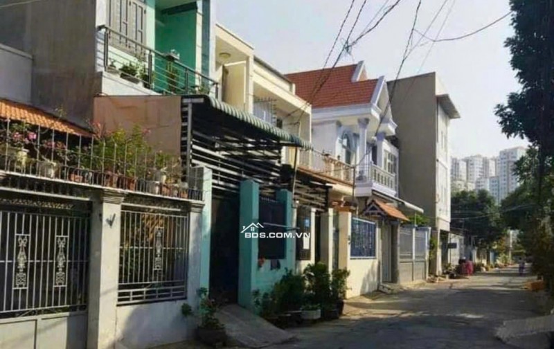 Cần TiềnBán Gấp Nhà Tân Chánh Hiệp.Q12-60m2-SHR Gía 820Triệu.Bao Phí