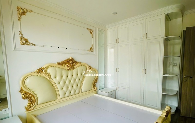 Chính chủ bán căn hộ 2PN 62m tòa S4, full nội thất, sẵn sổ, giá nhỉnh 4 tỷ