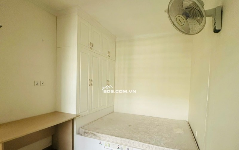 Chính chủ bán căn hộ 2PN 62m tòa S4, full nội thất, sẵn sổ, giá nhỉnh 4 tỷ