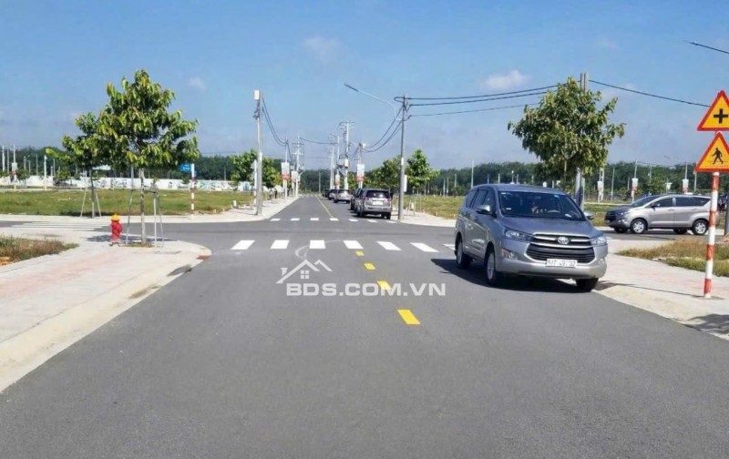 Đất nền gần kcn Bầu Bàng 80m2 giá 800 triệu dân cư tiện ích