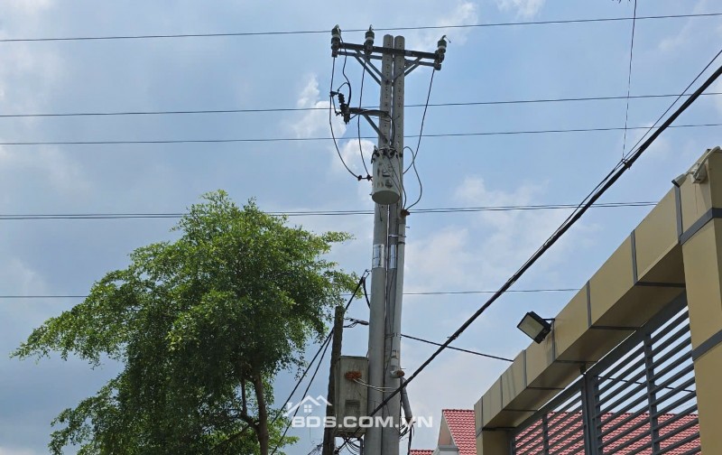 1 mẫu đất ngay ngã tư Nhuận Đức, Củ Chi, giá 2,5tr/m2
