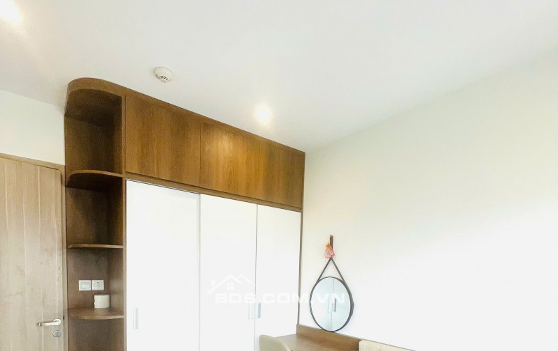 Chính chủ cần bán căn 2n+ tầng trung full đồ phân khu S1, giá nhỉnh 4 tỷ