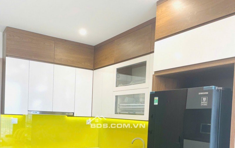 Chính chủ cần bán căn 2n+ tầng trung full đồ phân khu S1, giá nhỉnh 4 tỷ