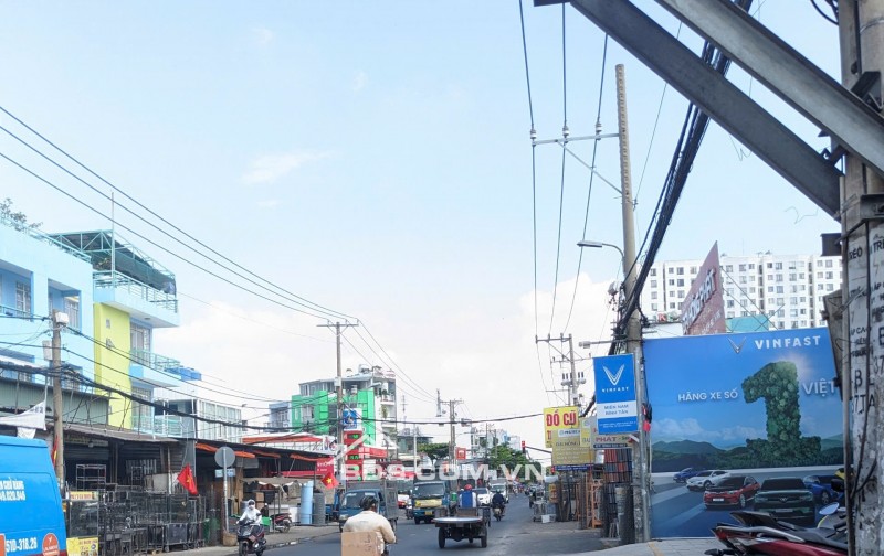 Bán nhà MTKD Bình Long 4x27m.  Nhà 1 lầu ok. Giá 14.8 Tỷ, Tân Phú, Khu kinh doanh xầm uất.