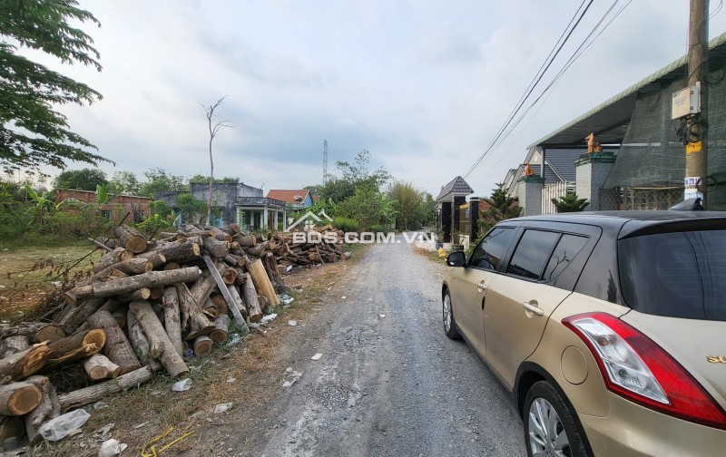 Hàng ngộp, 2700m2 full thổ cư, Trung Lập Hạ, Củ Chi. 12,5 tỷ còn thương lượng mạnh