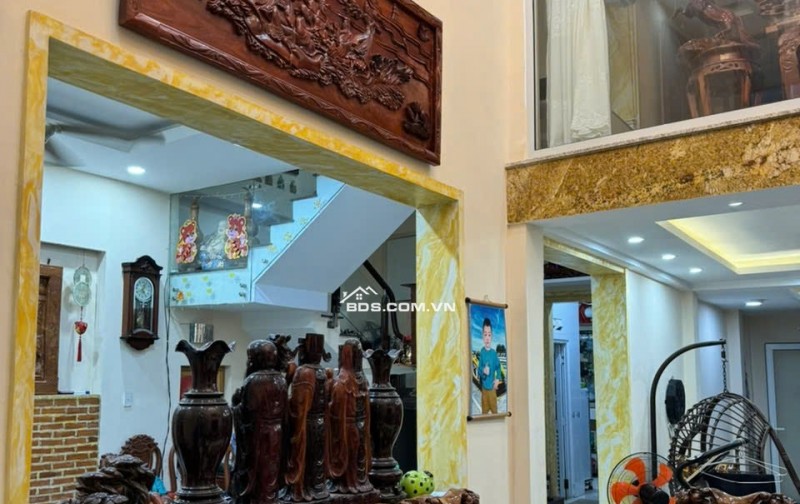 Bán gấp nhà 4 tầng mới xây. 49m2. Hẻm xe hơi Nguyễn Trãi, Q5. Đoạn 2 chiều - 8,9 tỷ