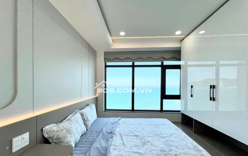 Bán nhanh căn view biển nội thất mới 100% hiện đại Mường Thanh Viễn Triều