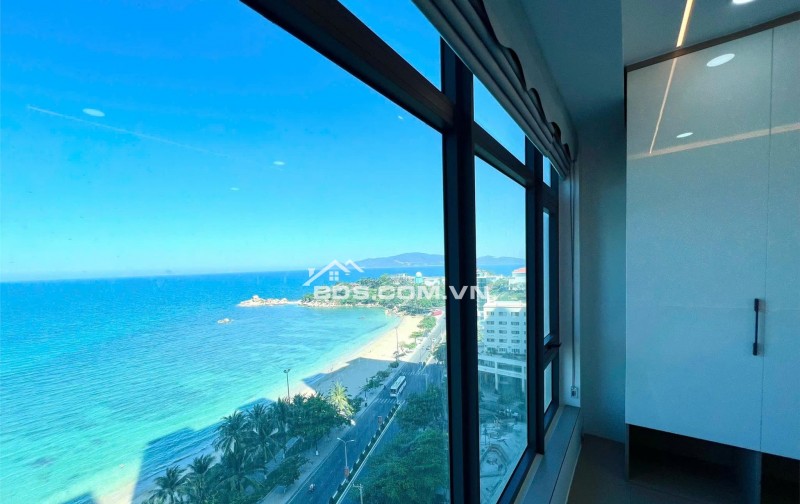 Bán nhanh căn view biển nội thất mới 100% hiện đại Mường Thanh Viễn Triều