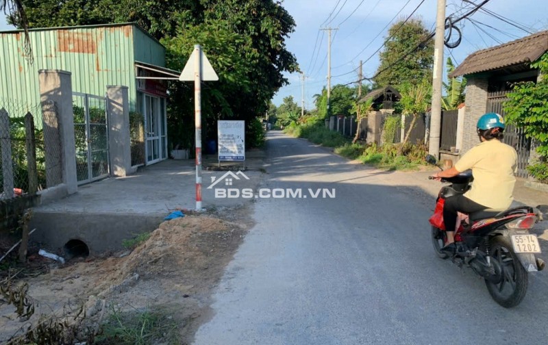 6x40, 1/Nguyễn Thị Lắng, Tân Phú Trung, Củ Chi. 3,3 tỷ thương lượng