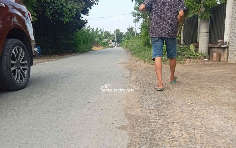 6x40, 1/Nguyễn Thị Lắng, Tân Phú Trung, Củ Chi. 3,3 tỷ thương lượng