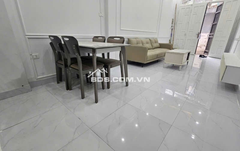LÔ GÓC TRUNG TÂM VĂN QUÁN, NGÕ RỘNG VF3 ĐỖ CỬA, Ô CHỜ THANG MÁY MINI, NHỈNH 7 TỶ