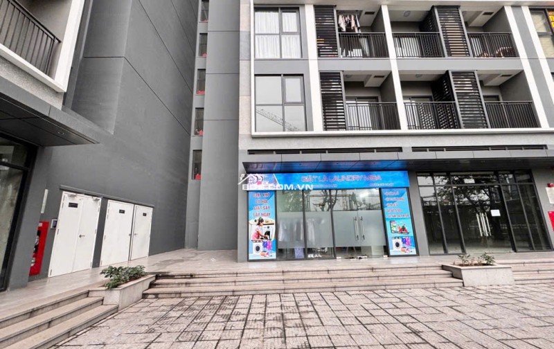 Vinhomes Ocean Park1. Chân đế Shophouse khu P4 Pavilion Dt 82 m Giá 8.6 tỷ