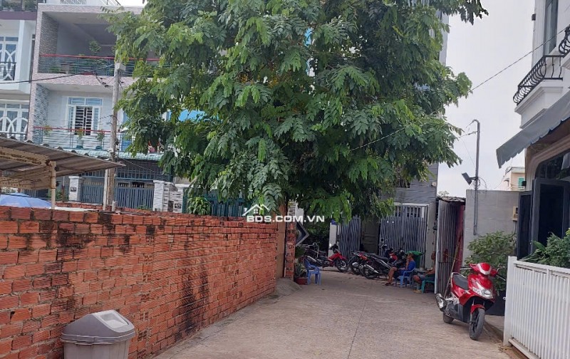 Bán nhà  gần Phú Mỹ Hưng,Huỳnh Tấn Phát,Phú Thuận,Quận 7, giá chỉ 3,95 tỷ.gọi ngay 0849131413 xem nhà