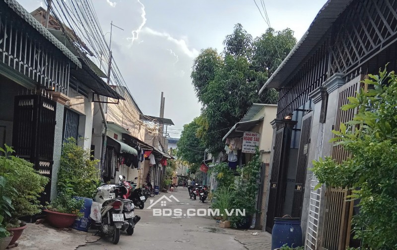 Nhà 2 tầng, rộng 81m2 mà giá chỉ dưới 4 tỷ