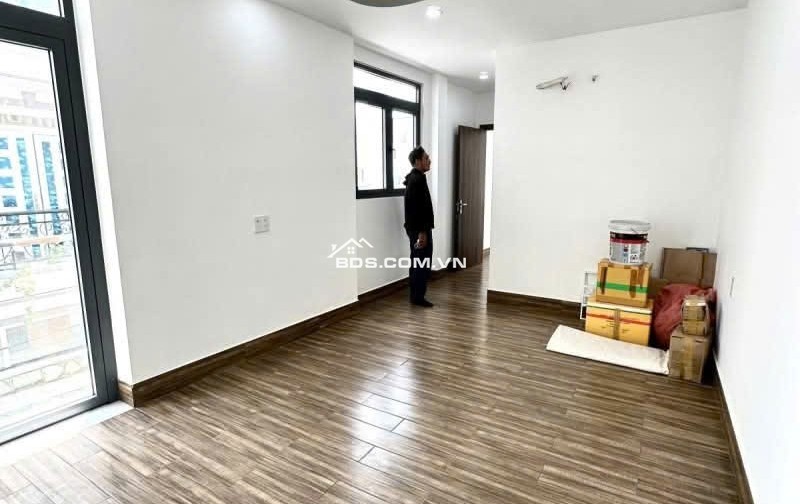 Siêu phẩm dòng tiền 1,2 tỷ/năm. 8x12m. 4 tầng đường Thành Thái, Q10 - 17 tỷ thương lượng