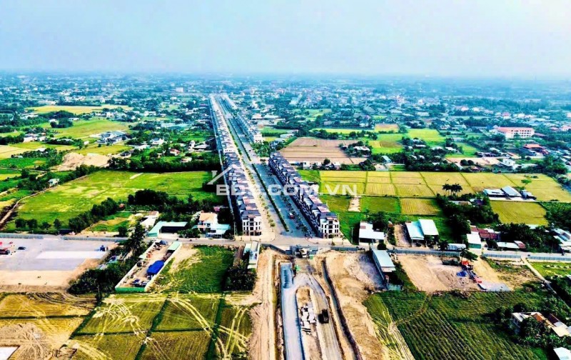 Bán Đất nền Vinhomes Hậu Nghĩa Long An giá chỉ 1/3 giá thị trường