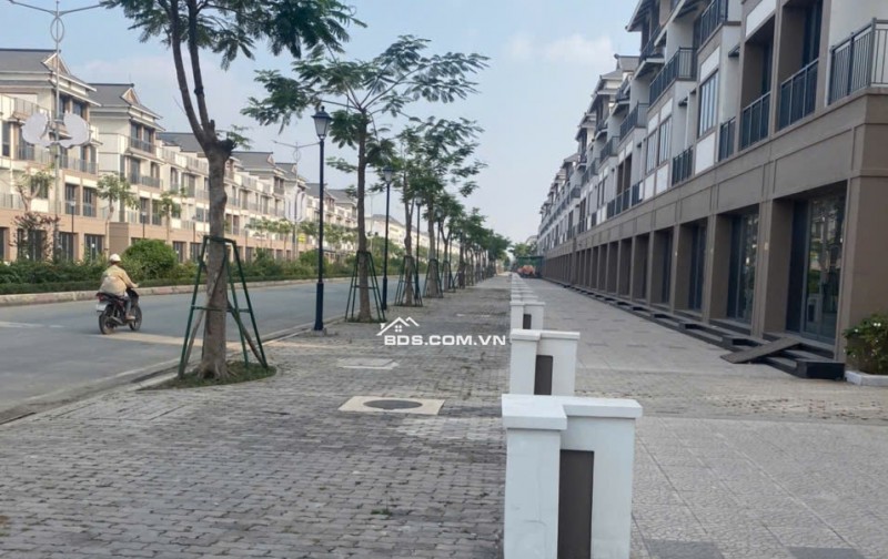 Thanh Lý nền đất thổ cư ngay Vinhomes Hậu Nghĩa Long An