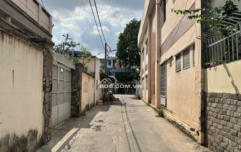 BÁN NHÀ GIÁP PHÚ NHUẬN – BÌNH THẠNH – NGUYỄN THÁI SƠN, GÒ VẤP
62m² - HẺM 4M THÔNG – KHÔNG QUY HOẠCH