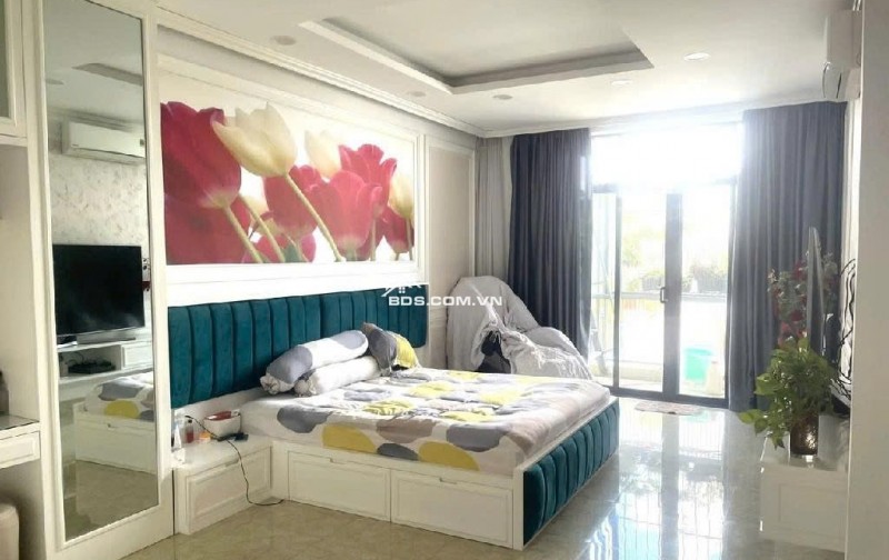 Bán nhà 4 tầng full nội thất, xe hơi tới cửa, gần Lotte Mart Q7 – Giá chỉ 13 tỷ (Tặng phí trước bạ) – LH 0768778025