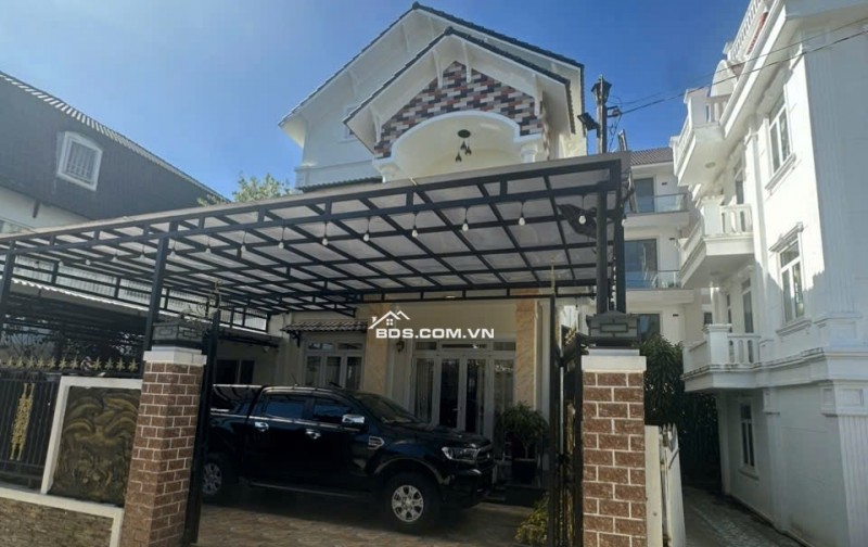 BÁN VILLA 7 PHÒNG NGỦ MAI ANH ĐÀO PHƯỜNG 8  ĐÀ LẠT GIÁ 13 TỶ