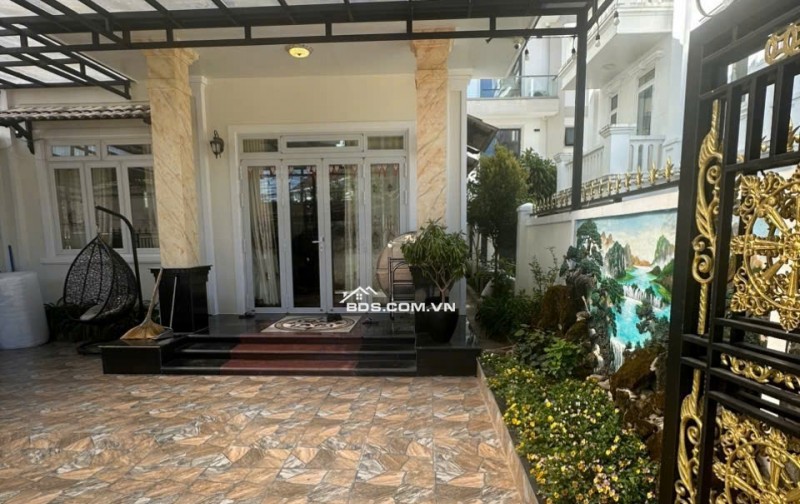 BÁN VILLA 7 PHÒNG NGỦ MAI ANH ĐÀO PHƯỜNG 8  ĐÀ LẠT GIÁ 13 TỶ