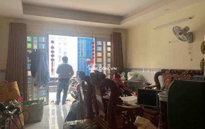 Bán nhà đẹp đường nguyễn văn quỳ q7 4 tầng hẻm thông thoáng 64m² sổ vuông