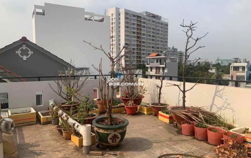 Bán nhà đẹp đường nguyễn văn quỳ q7 4 tầng hẻm thông thoáng 64m² sổ vuông