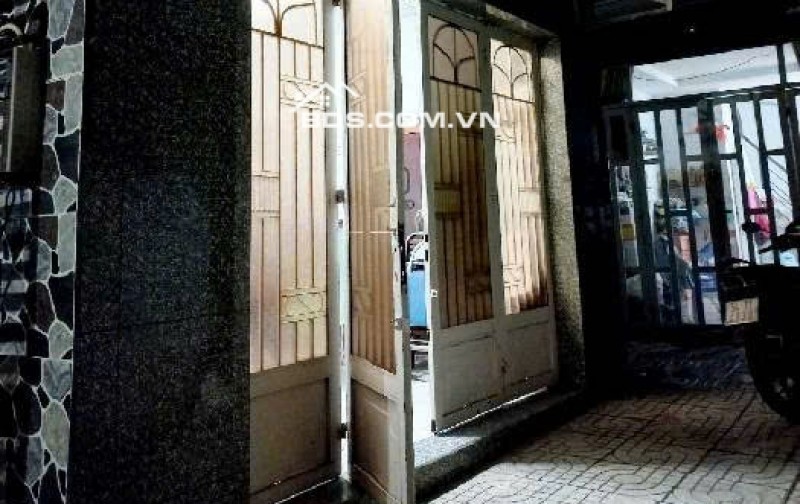 Bán nhà hẻm xe hơi phạm hữu lầu, 92m2, nhà cấp 4, chỉ 4.7 tỷ sổ vuông chính chủ