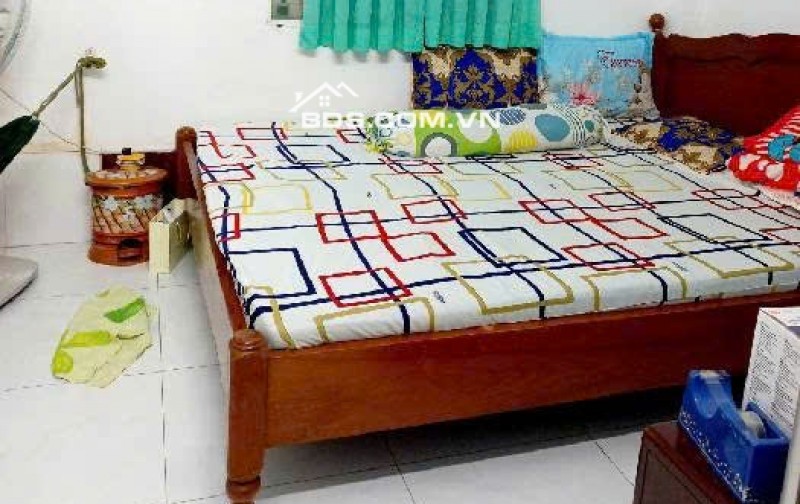 Bán nhà hẻm xe hơi phạm hữu lầu, 92m2, nhà cấp 4, chỉ 4.7 tỷ sổ vuông chính chủ
