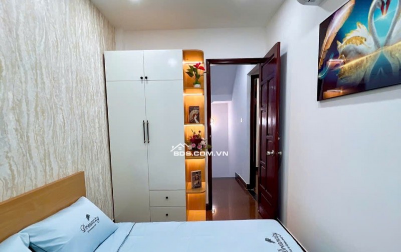 Bán nhà Nguyễn Văn Công, Gò Vấp – 4PN, 3 tầng, hẻm xe hơi, chỉ hơn 4 tỷ
