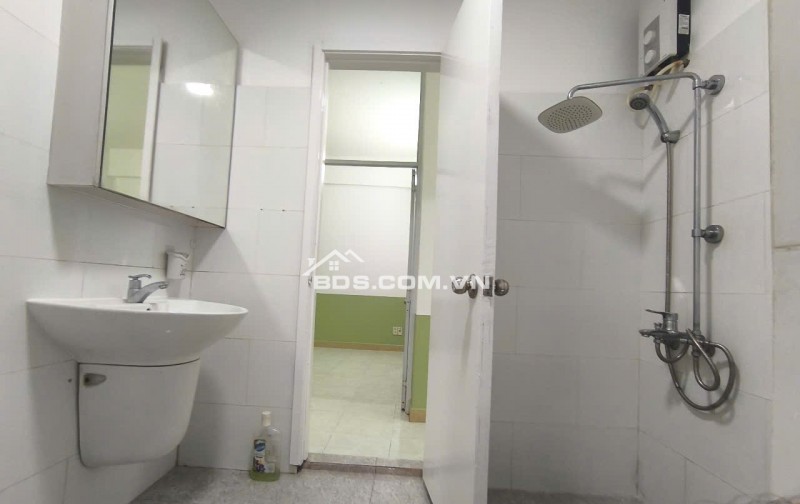  CHỦ CẦN BÁN CAO ỐC B NGÔ GIA TỰ, Q10, THANG MÁY - GIÁ CHỈ 2.9 TỶ THƯƠNG LƯỢNG